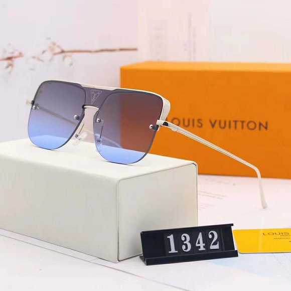 Louis Vuitton golden frame sunglasses main image 5